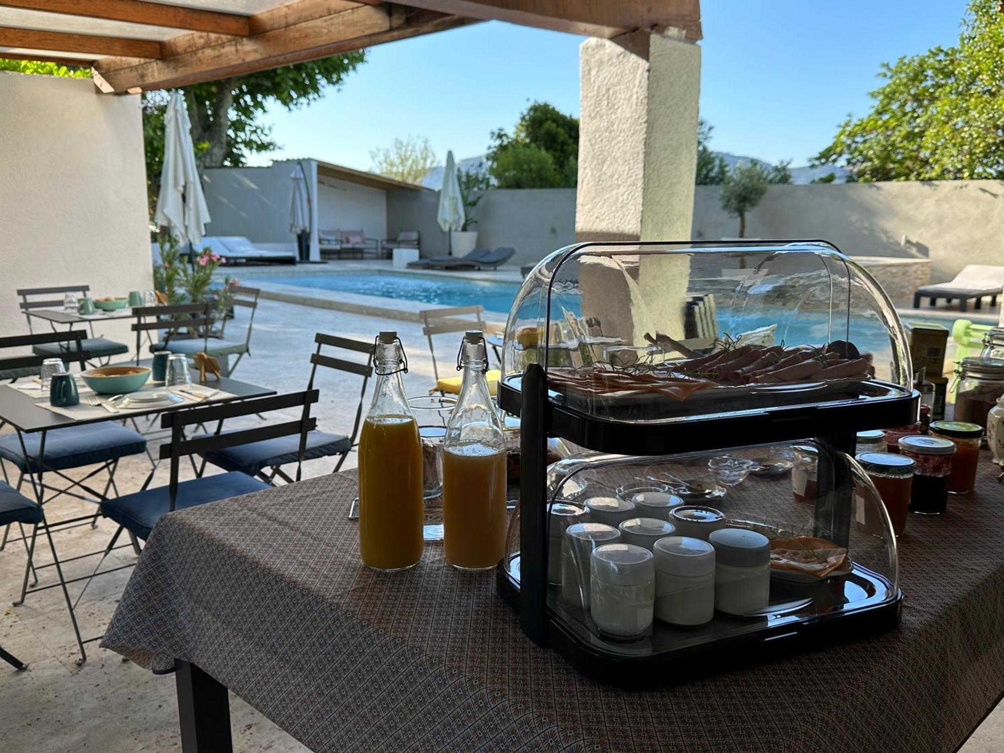 Bastide Beaudinard Acomodação com café da manhã Aubagne Exterior foto